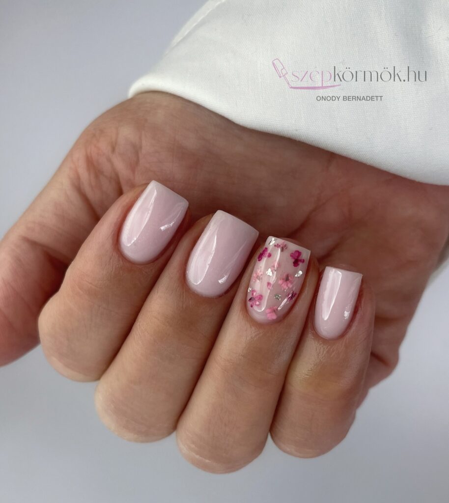 Neutral Nails: 31 μινιμαλιστικές ιδέες που ταιριάζουν με όλα