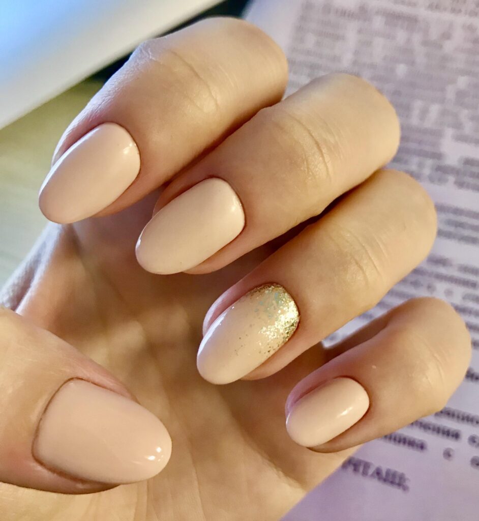 Neutral Nails: 31 μινιμαλιστικές ιδέες που ταιριάζουν με όλα