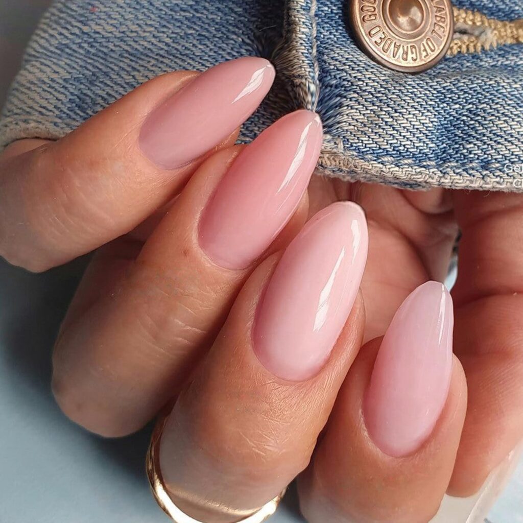Neutral Nails: 31 μινιμαλιστικές ιδέες που ταιριάζουν με όλα