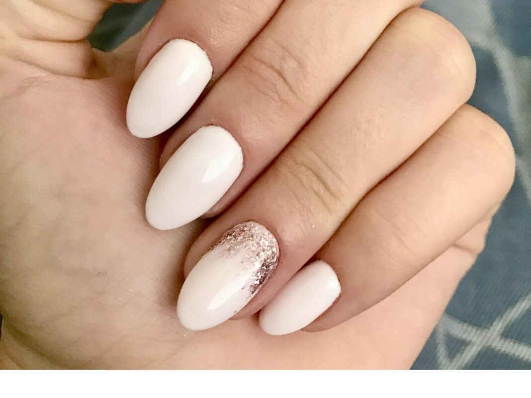 Neutral Nails: 31 μινιμαλιστικές ιδέες που ταιριάζουν με όλα