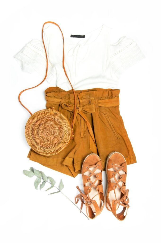 Τα must-have παπούτσια της άνοιξης: 27 επιλογές που απογειώνουν κάθε σύνολο