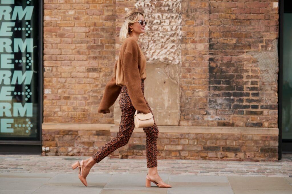 Τα must-have παπούτσια της άνοιξης: 27 επιλογές που απογειώνουν κάθε σύνολο