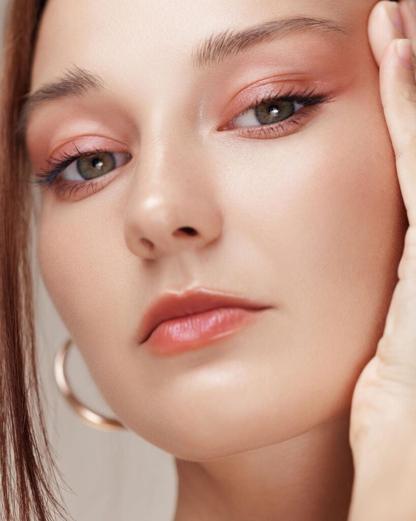 Parisian Chic: 20 Makeup Look Που Θα Σου Χαρίσουν Γαλλική Φινέτσα Το 2026