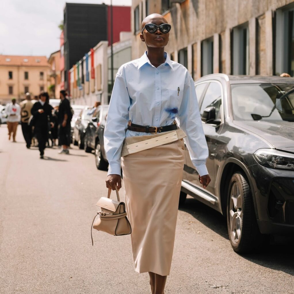 Pencil φούστα: Το διαχρονικό κομμάτι που χαρίζει κομψότητα σε κάθε γυναικεία εμφάνιση