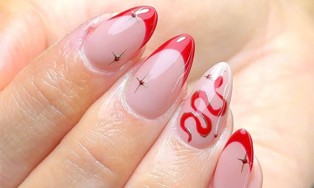 Snake Nails: 19 εντυπωσιακά σχέδια (χωρίς να φαίνονται υπερβολικά)