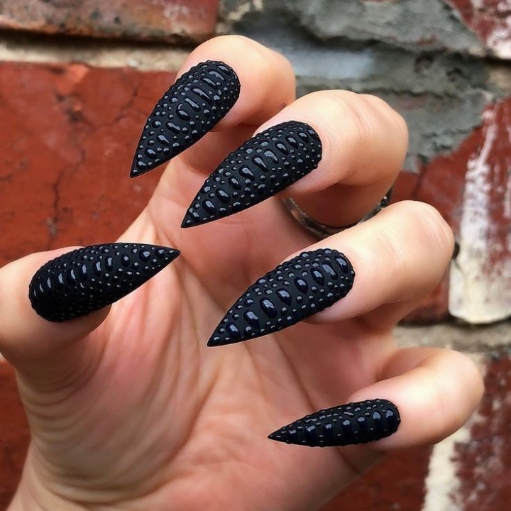 Snake Nails: 19 εντυπωσιακά σχέδια (χωρίς να φαίνονται υπερβολικά)