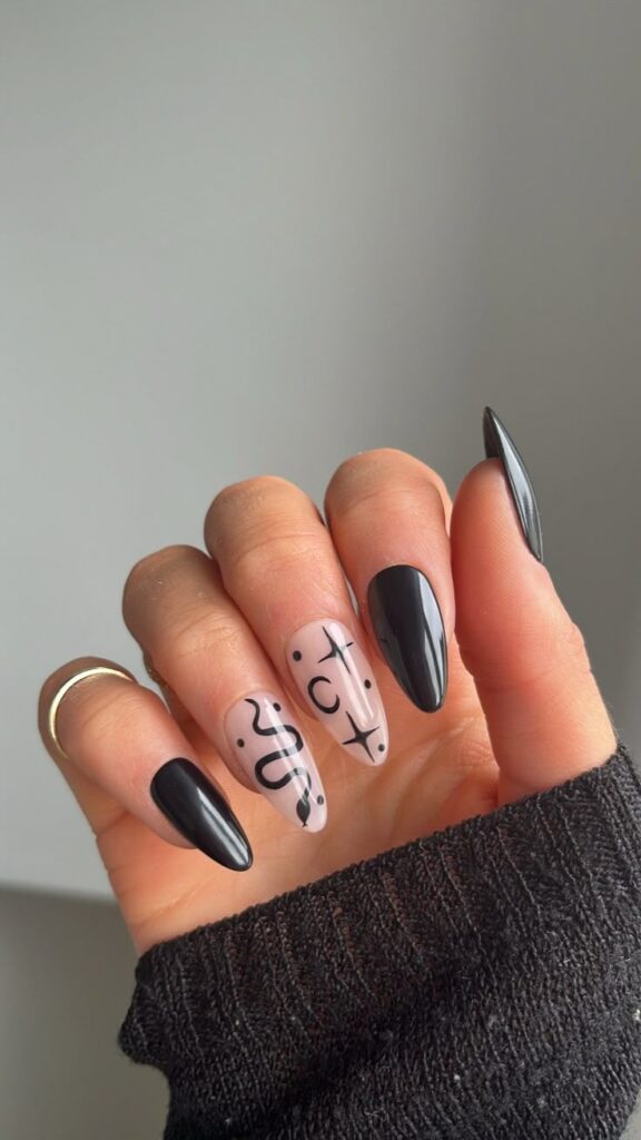 Snake Nails: 19 εντυπωσιακά σχέδια (χωρίς να φαίνονται υπερβολικά)