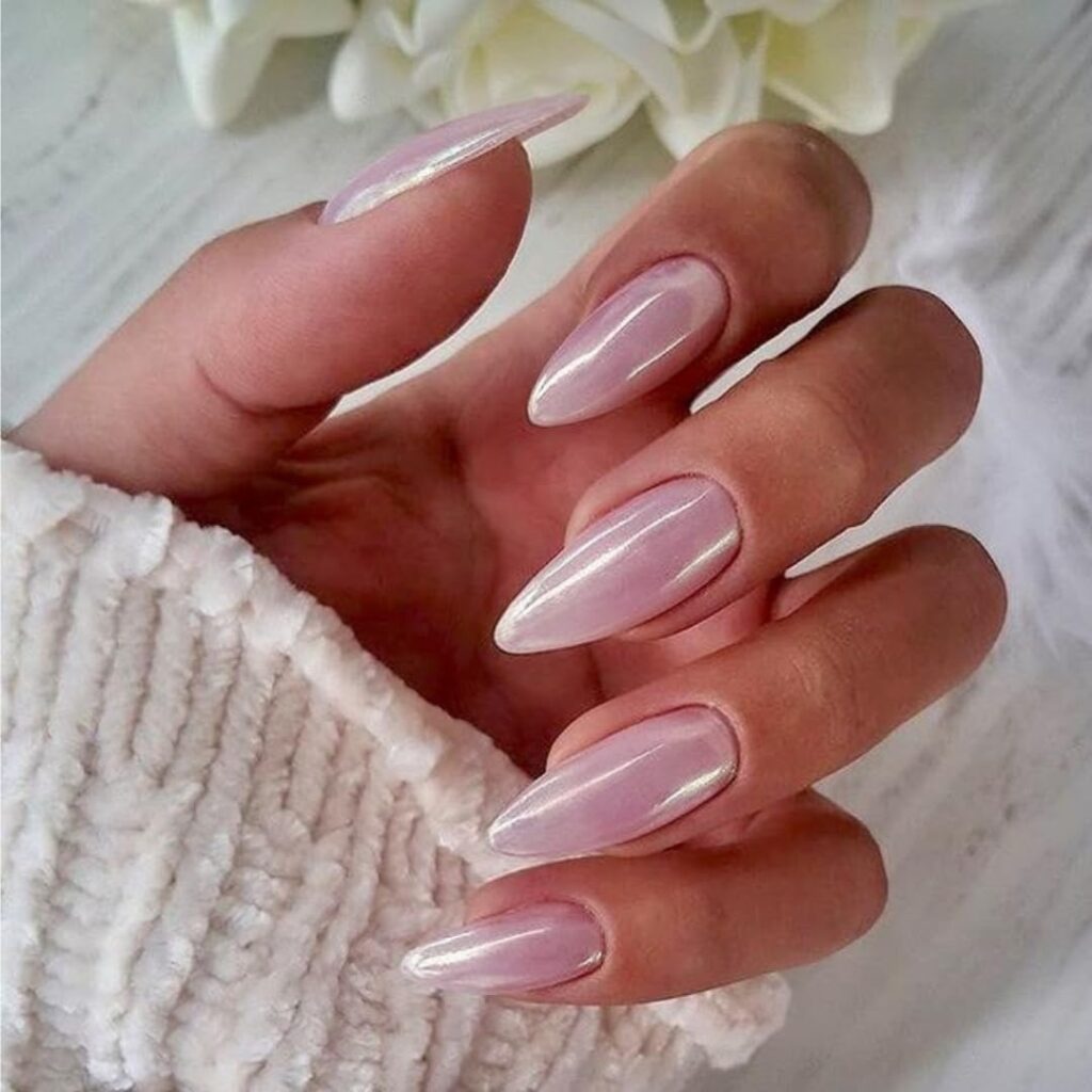 Strawberry milk nails: Το ροζ που δείχνει ακριβό - 25 ιδέες για κάθε μήκος