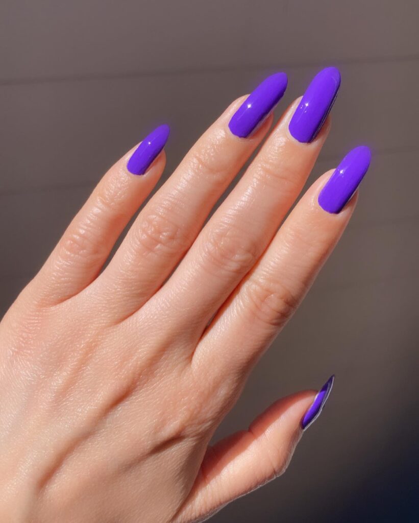 20 χρώματα νυχιών για την άνοιξη που κολακεύουν κάθε τόνο δέρματος