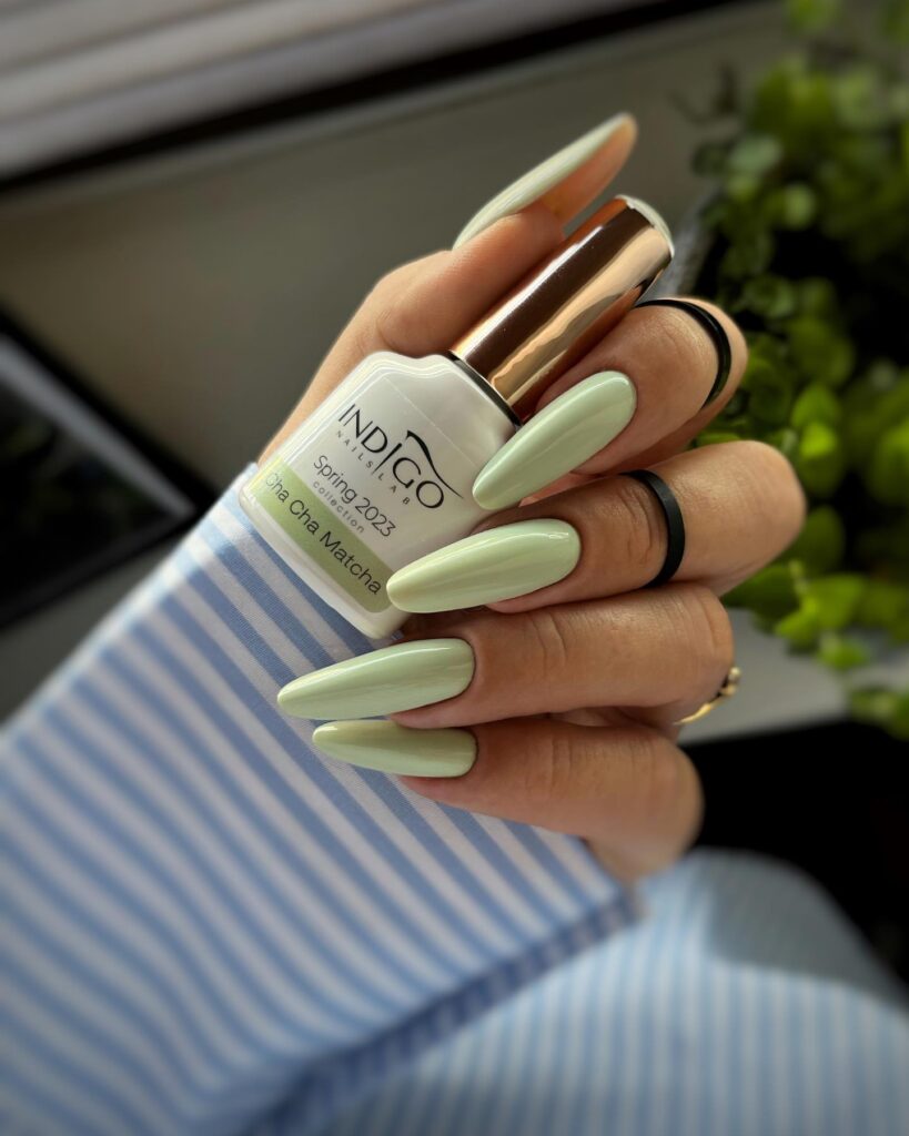 20 χρώματα νυχιών για την άνοιξη που κολακεύουν κάθε τόνο δέρματος