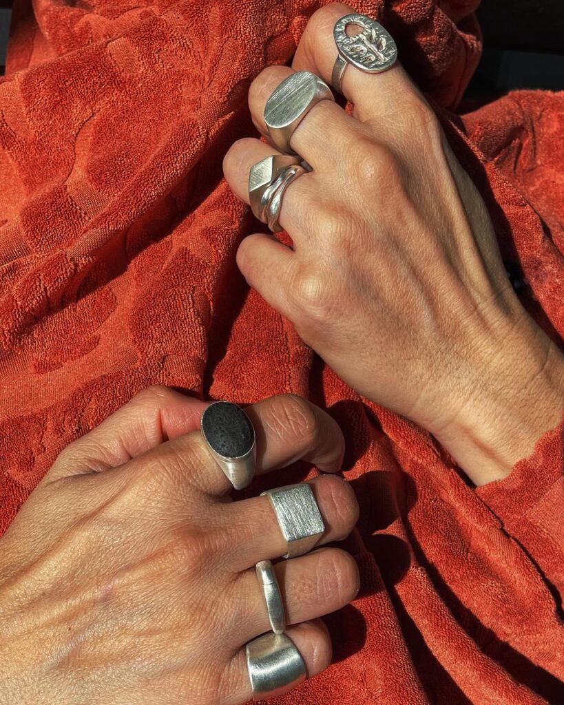 Αξεσουάρ Άνοιξη 2026: 15 κομμάτια που αλλάζουν ολόκληρο το look σου