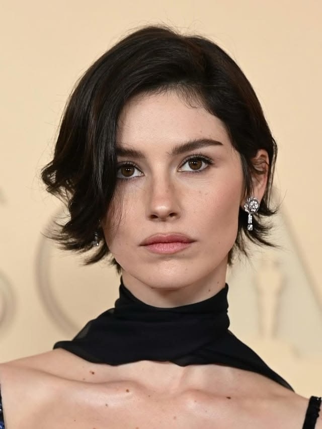 Bixie Haircut: Το celeb-approved κούρεμα της Zendaya, της Gracie Abrams και της Jessie Buckley