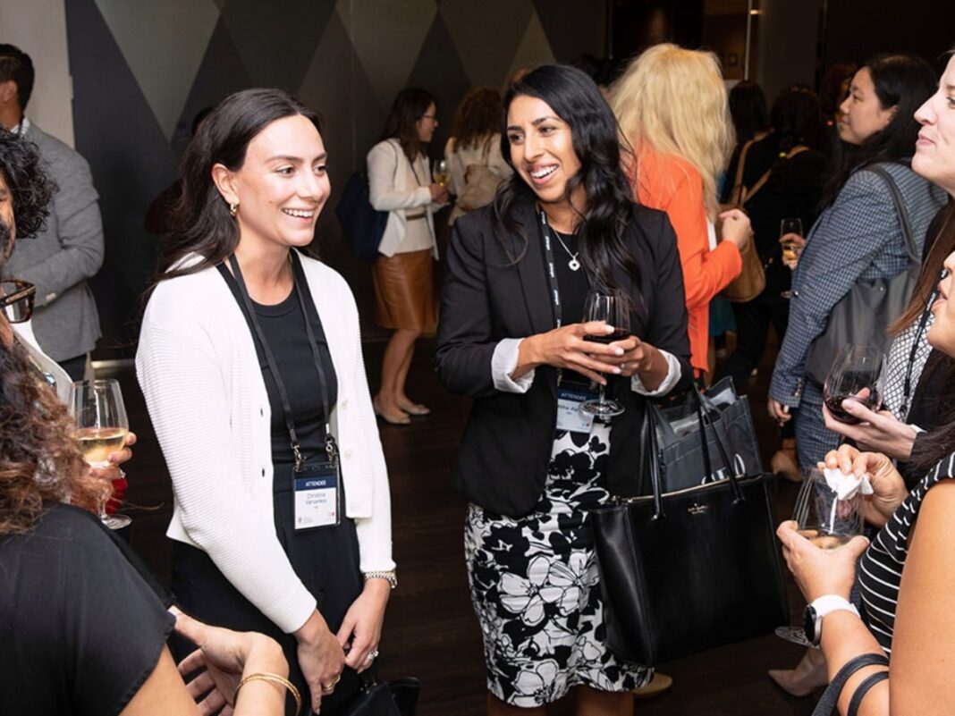 12 τρόποι για να χτίσεις επαγγελματικές σχέσεις που πραγματικά μετράνε 12 τρόποι για να χτίσεις επαγγελματικές σχέσεις που πραγματικά μετράνε