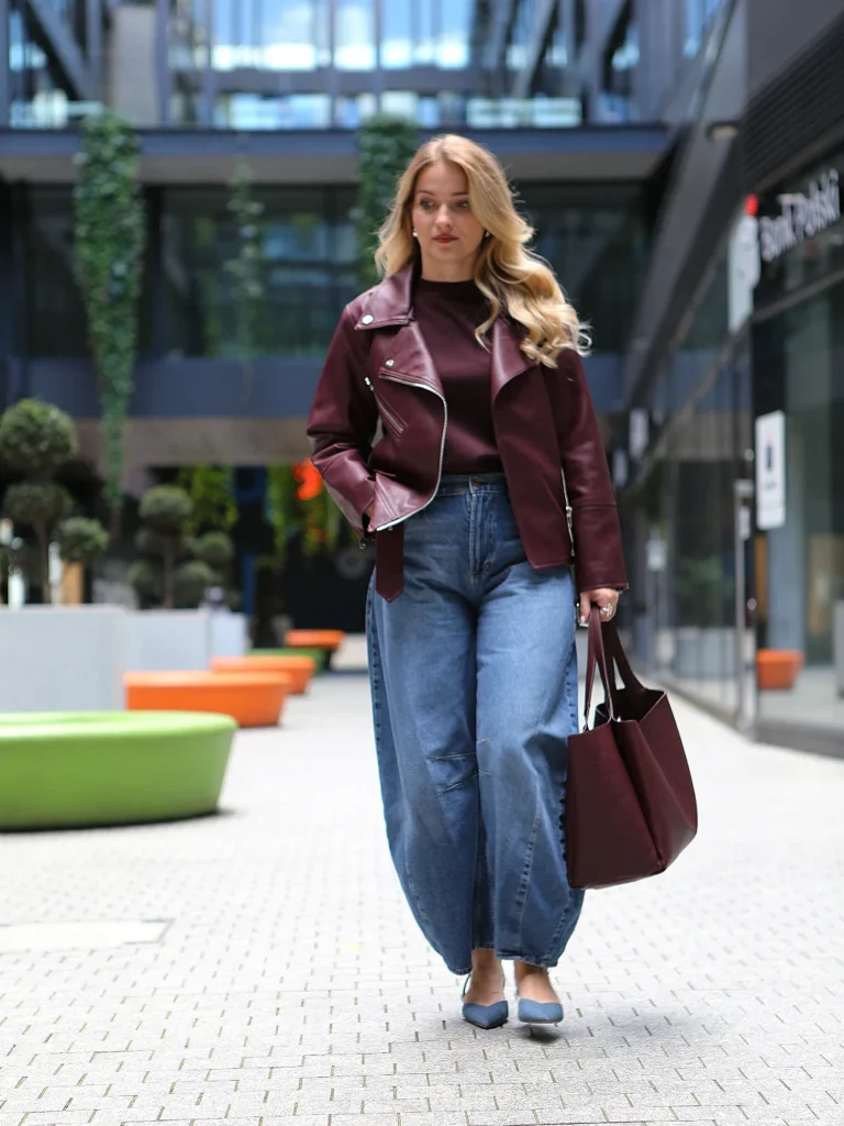 Το τζιν ξαναγράφει τους κανόνες του φέτος: 9 τρόποι να το φορέσεις