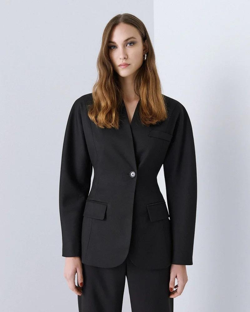 Κοστούμι στην Ανάσταση: 10 τρόποι να το φορέσεις και να ξεχωρίσεις