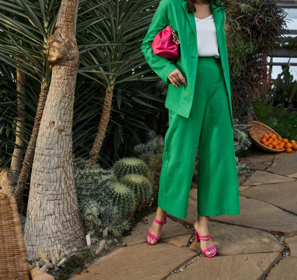 Κοστούμι στην Ανάσταση: 10 τρόποι να το φορέσεις και να ξεχωρίσεις