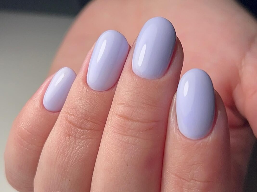 Lavender Milk Nails: Το γαλακτερό λιλά μανικιούρ που κλέβει την παράσταση αυτή την άνοιξη Lavender Milk Nails: Το γαλακτερό λιλά μανικιούρ που κλέβει την παράσταση αυτή την άνοιξη