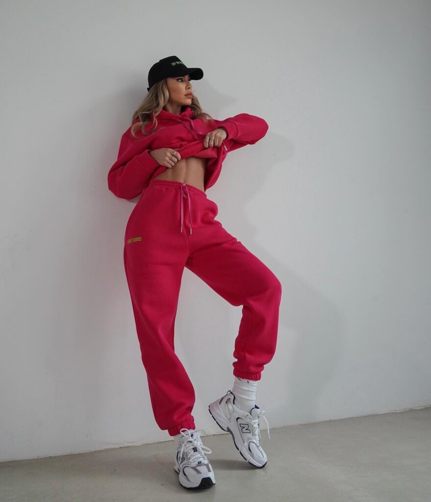 Ο μαξιμαλισμός επιστρέφει - Οι τάσεις που θα κυριαρχήσουν τη νέα σεζόν και πώς θα τις φορέσετε