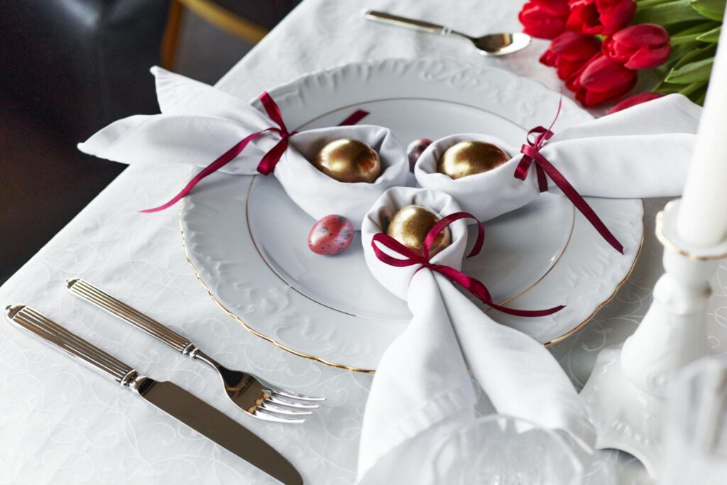 Πασχαλινό Τραπέζι: 20 μικρές λεπτομέρειες που χαρίζουν στυλ και κομψότητα