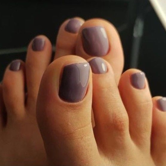 12 ιδέες για πεντικιούρ σε nude αποχρώσεις που λατρεύουν οι beauty editors φέτος