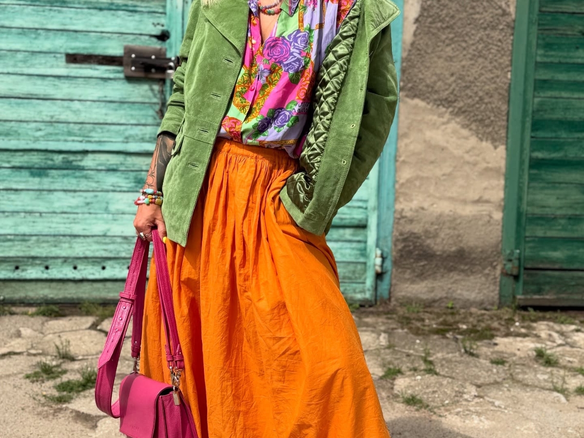 Trendy look με second hand: Πώς να χτίσεις στυλάτη γκαρνταρόμπα χωρίς να αδειάσεις το πορτοφόλι σου