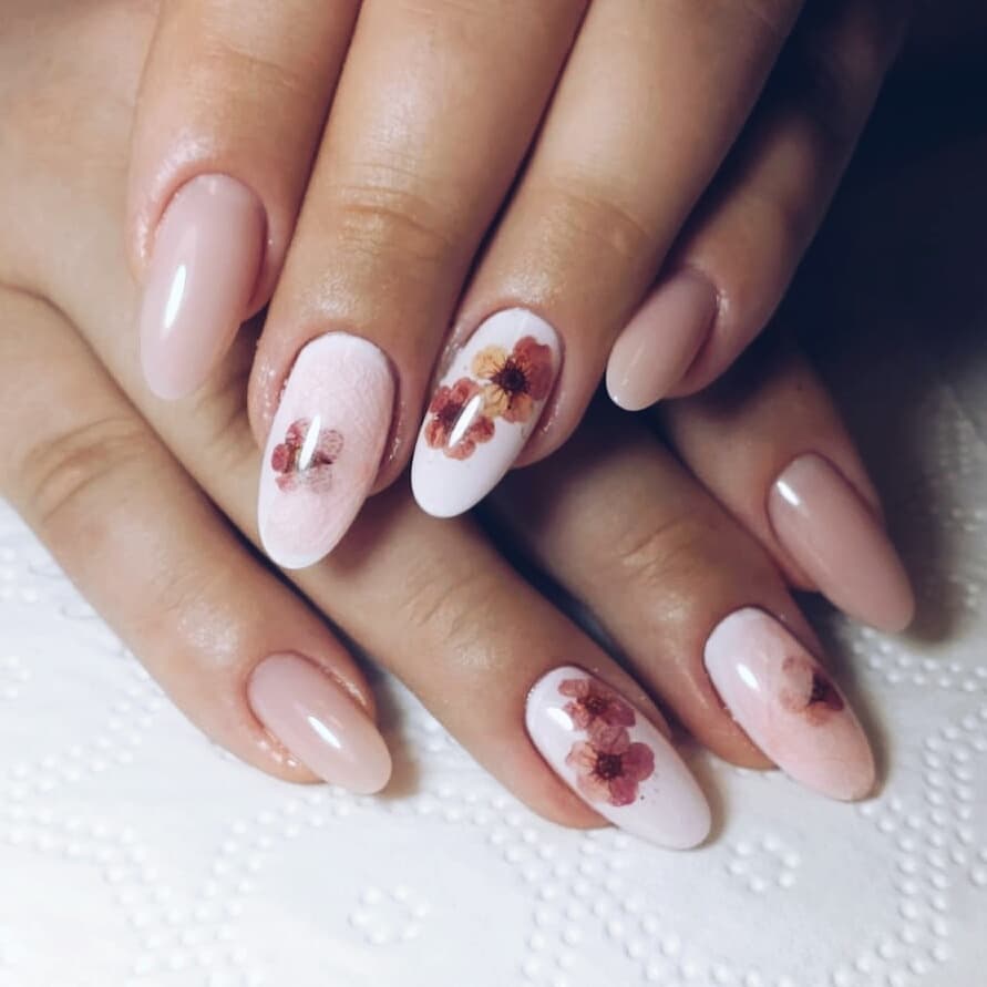 Νύχια Άνοιξη 2026: 7 Σχέδια που Θα Αγαπήσεις