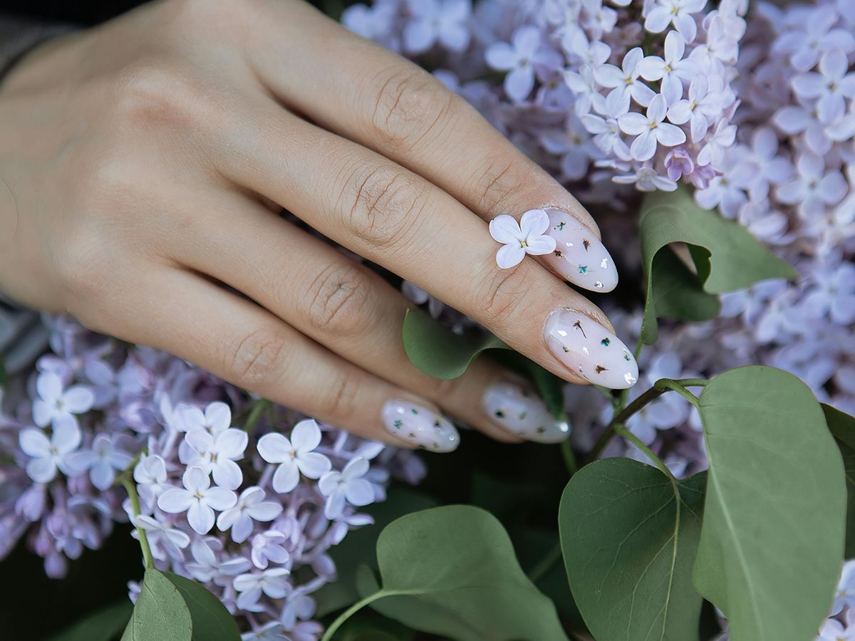 Νύχια Άνοιξη 2026: 7 Σχέδια που Θα Αγαπήσεις