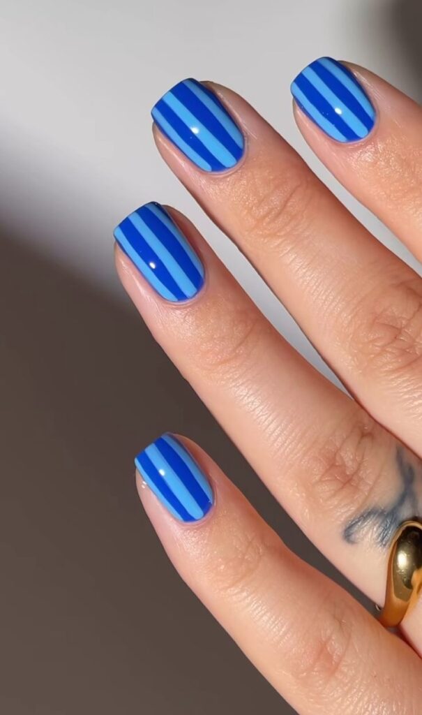 Striped Nails: Το chic και ευπροσάρμοστο manicure που θα δεις παντού την Άνοιξη 2026