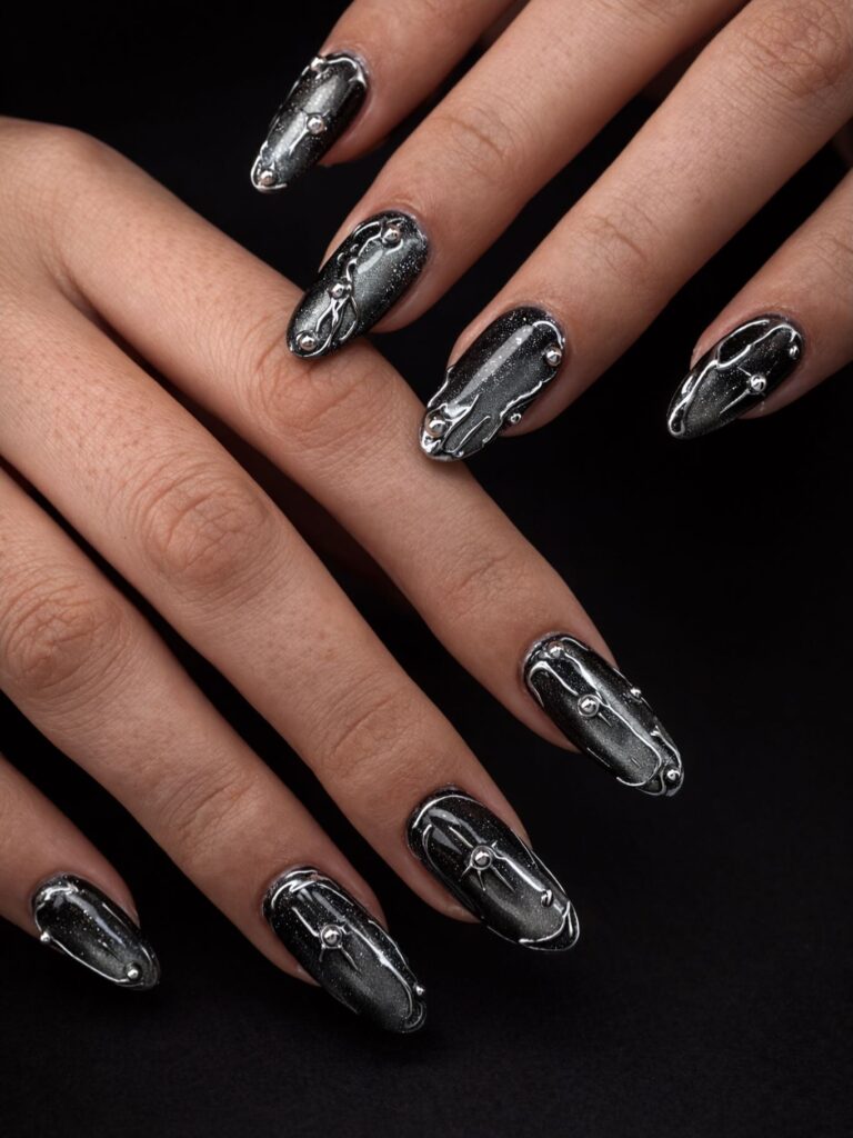 Summer Nail Trends 2026: Από sage green μέχρι chrome texture — Οι 6 τάσεις που θα κυριαρχήσουν