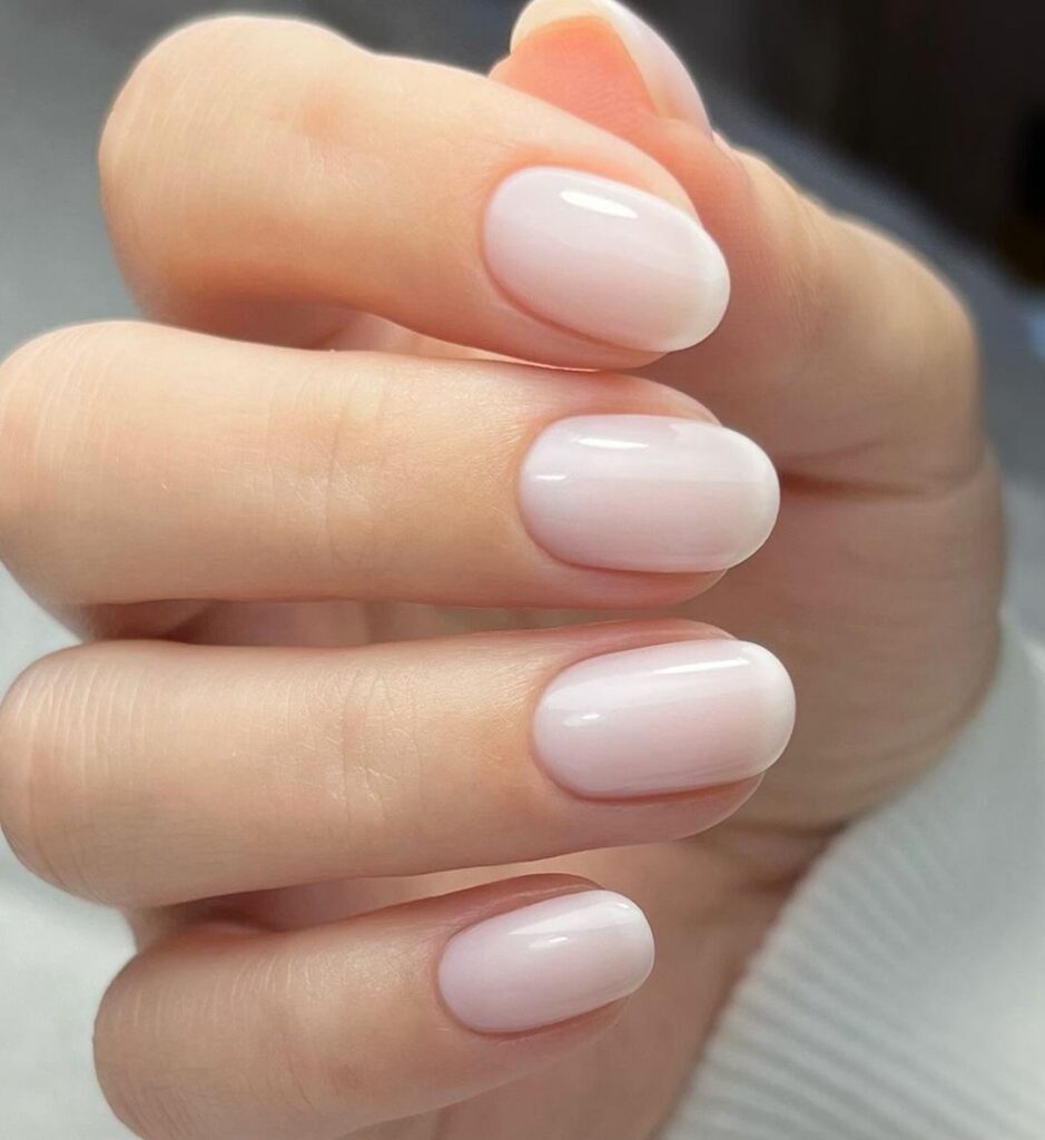 20 χρώματα νυχιών για την άνοιξη που κολακεύουν κάθε τόνο δέρματος