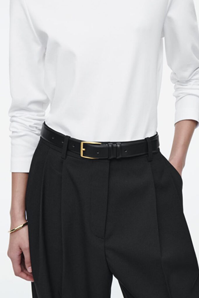 Δοκιμάσαμε 7 ζώνες που κολακεύουν τη σιλουέτα μετά τα 60 και ξεχωρίσαμε αυτές που πραγματικά αξίζουν