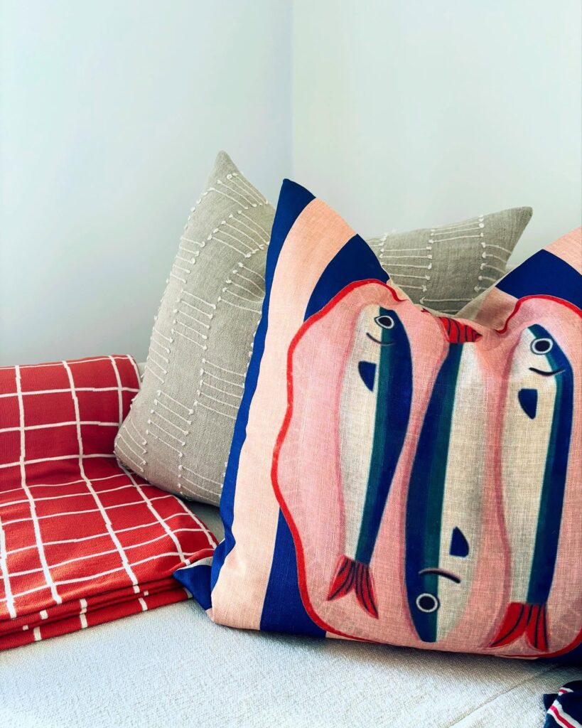 Sardine decor: Πώς να βάλεις το απρόσμενο μοτίβο του καλοκαιριού στο σπίτι
