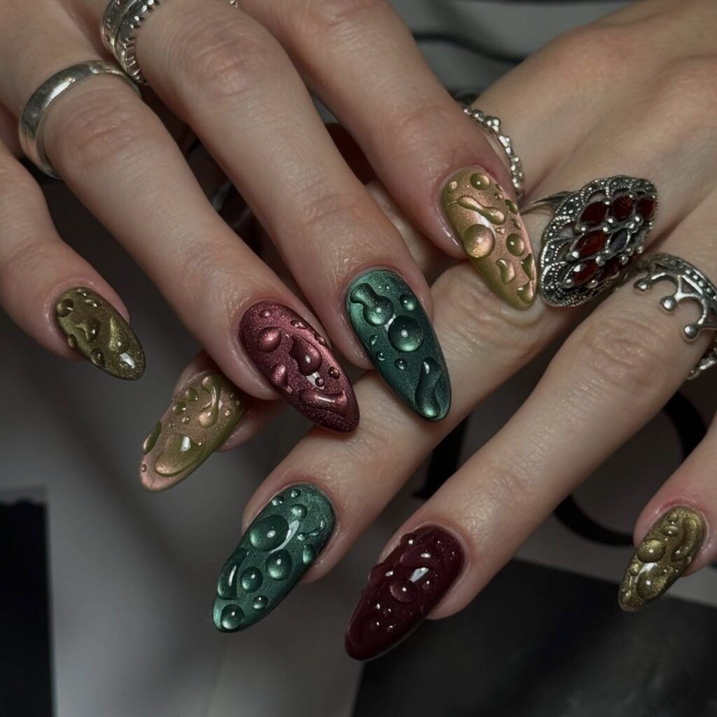 Water-drop nails: Πώς να φορέσεις τις 3D σταγόνες χωρίς υπερβολή