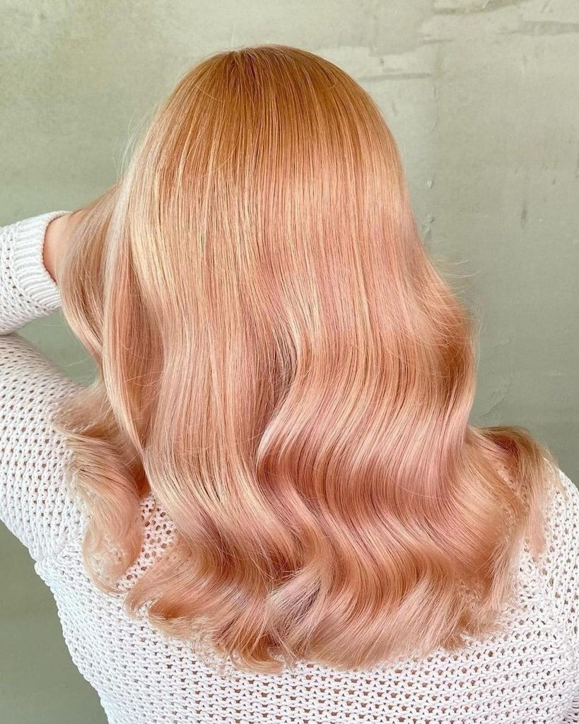 Rose gold gloss: Πώς να δώσεις ροζ χρυσή λάμψη στο ξανθό χωρίς μόνιμη βαφή