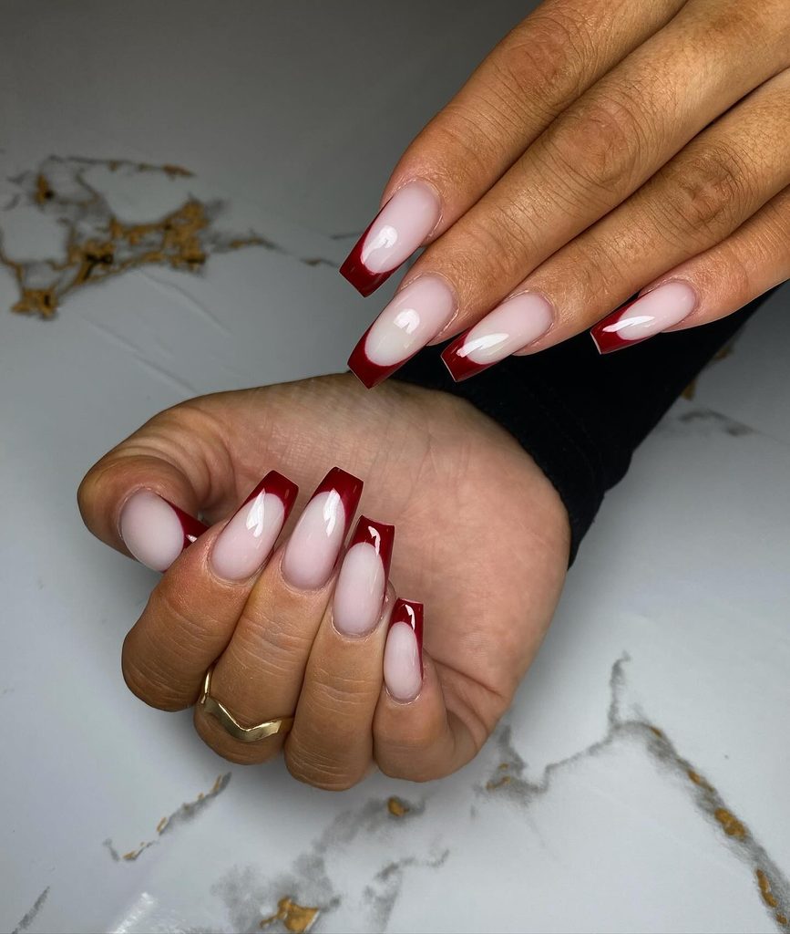 Burgundy outline French: 12 ιδέες για γαλλικό με διπλό περίγραμμα και καθαρό κενό