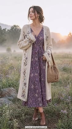 Floral το φθινόπωρο: 11 τρόποι να φορέσεις ξανά τα λουλούδια του καλοκαιριού