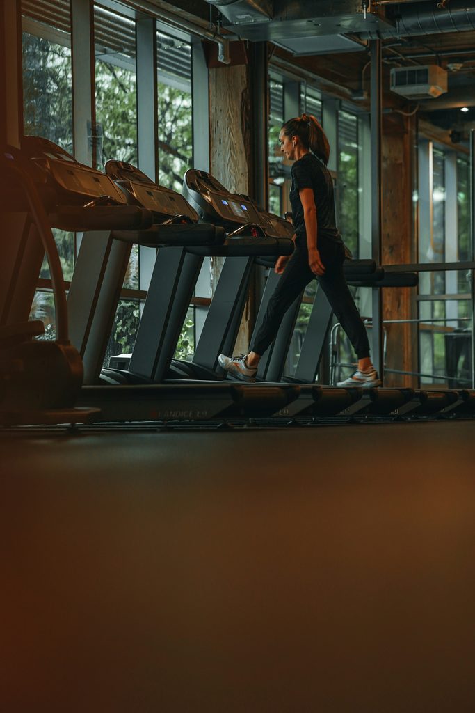 HIIT μία φορά την εβδομάδα: 6 ευρήματα της νέας μελέτης για τα 75 λεπτά και 5 όρια πριν αλλάξεις πρόγραμμα